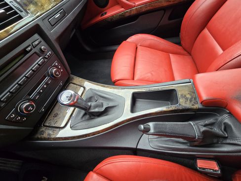 Used 2007 BMW 335i Coupe image 8