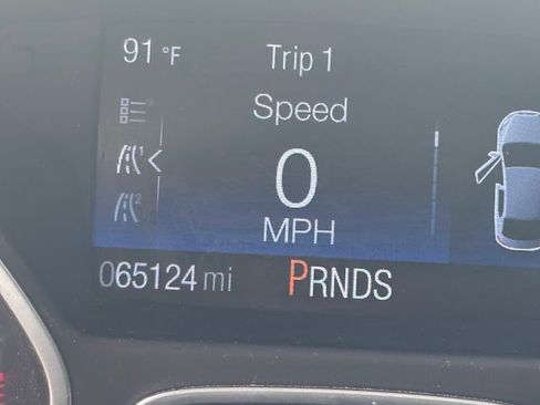 Used 2017 Ford Escape S image 5