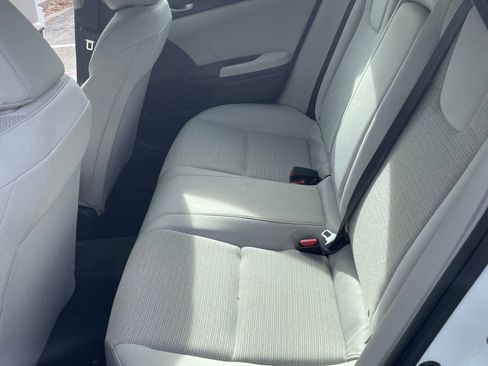 Used 2019 Honda Insight EX image 12