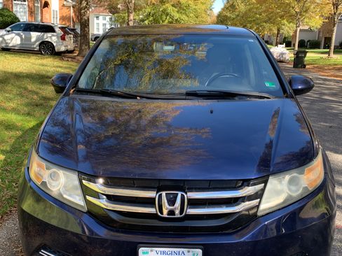 Used 2016 Honda Odyssey EX-L image 2