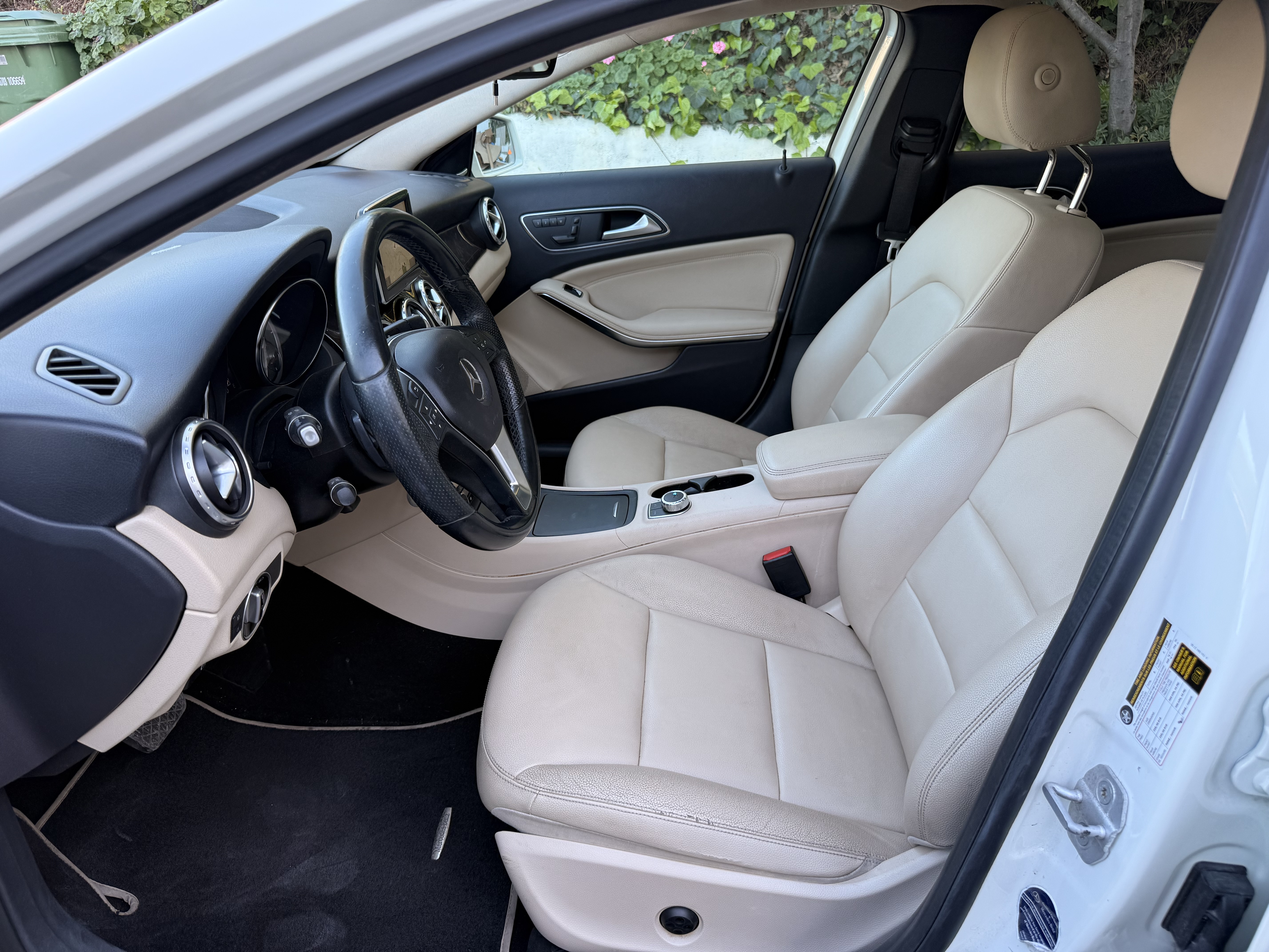 Used 2015 Mercedes-Benz GLA 250 4MATIC image 17