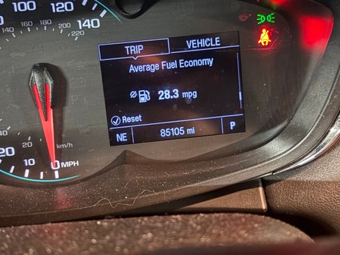 Used 2020 Chevrolet Trax LS AWD/4WD image 8