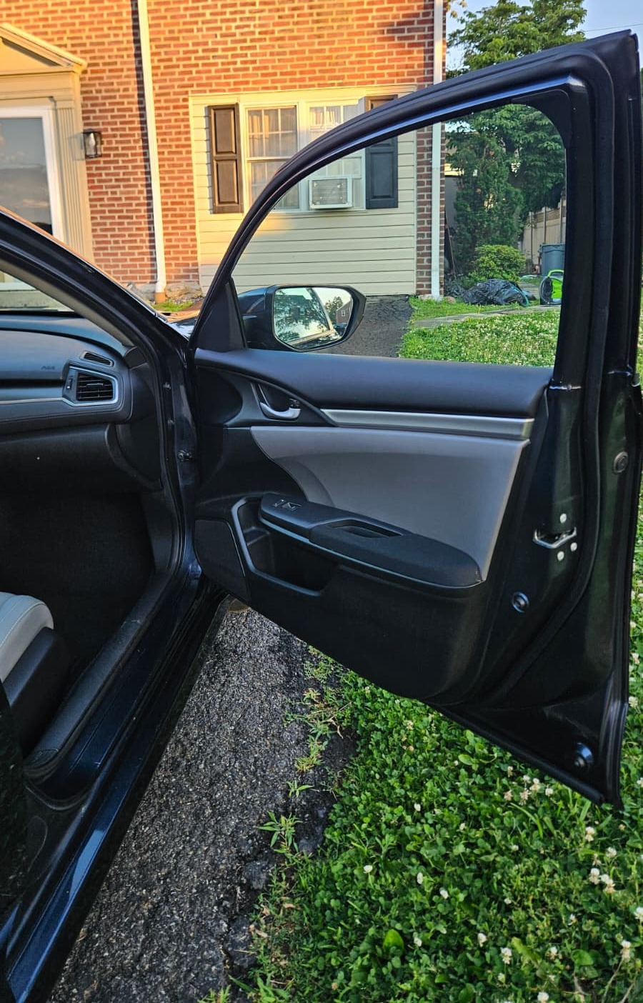 Used 2020 Honda Civic LX image 10