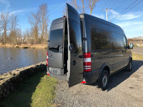 Used 2013 Mercedes-Benz Sprinter 2500 image 13