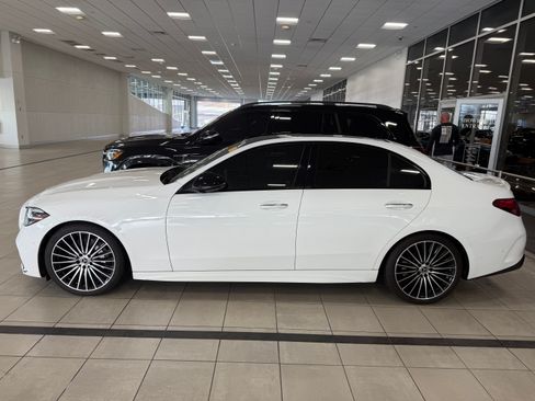 Used 2022 Mercedes-Benz C 300 4MATIC Sedan image 1