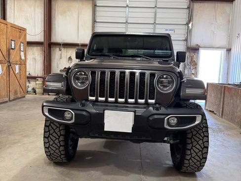 Used 2021 Jeep Wrangler Unlimited Sahara w/ Cold Weather Group image 5