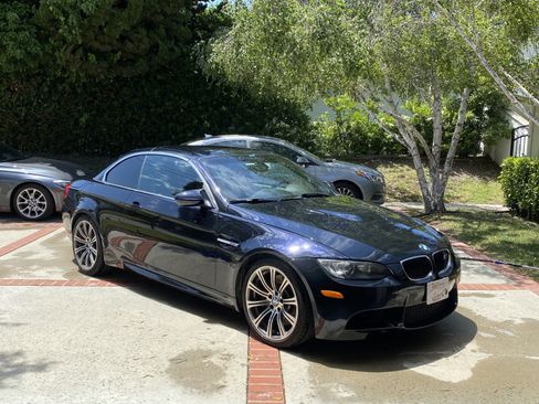 Used 2011 BMW M3 Convertible image 6