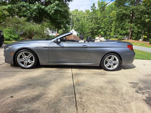 Used 2012 BMW 640i Convertible image 11