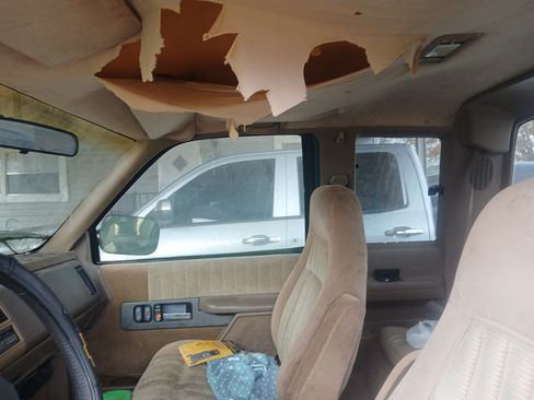 Used 1994 Chevrolet Silverado 1500 LS image 2