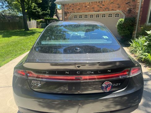 Used 2019 Lincoln MKZ Reserve w/ Reserve Plus Package FWD image 5