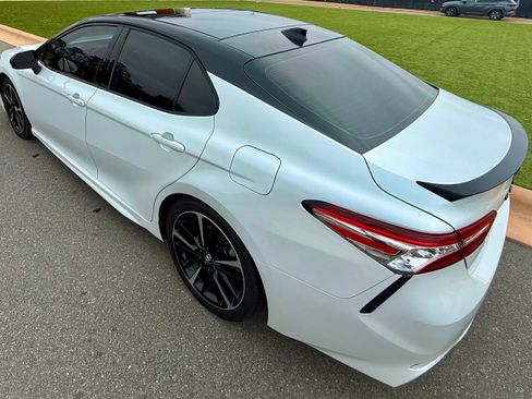 Used 2020 Toyota Camry XSE image 1