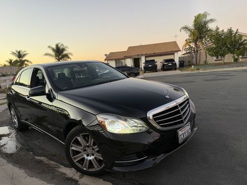 Used 2014 Mercedes-Benz E 350 Sedan image 4