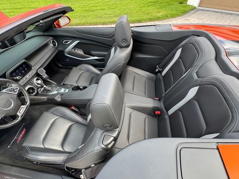 Used 2023 Chevrolet Camaro SS w/ Design Package 2 RWD image 14