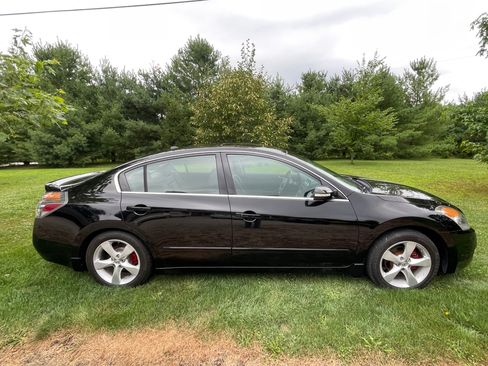 Used 2008 Nissan Altima 3.5 SE w/ Premium Pkg FWD image 4