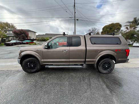 Used 2019 Ford F150 Lariat image 1