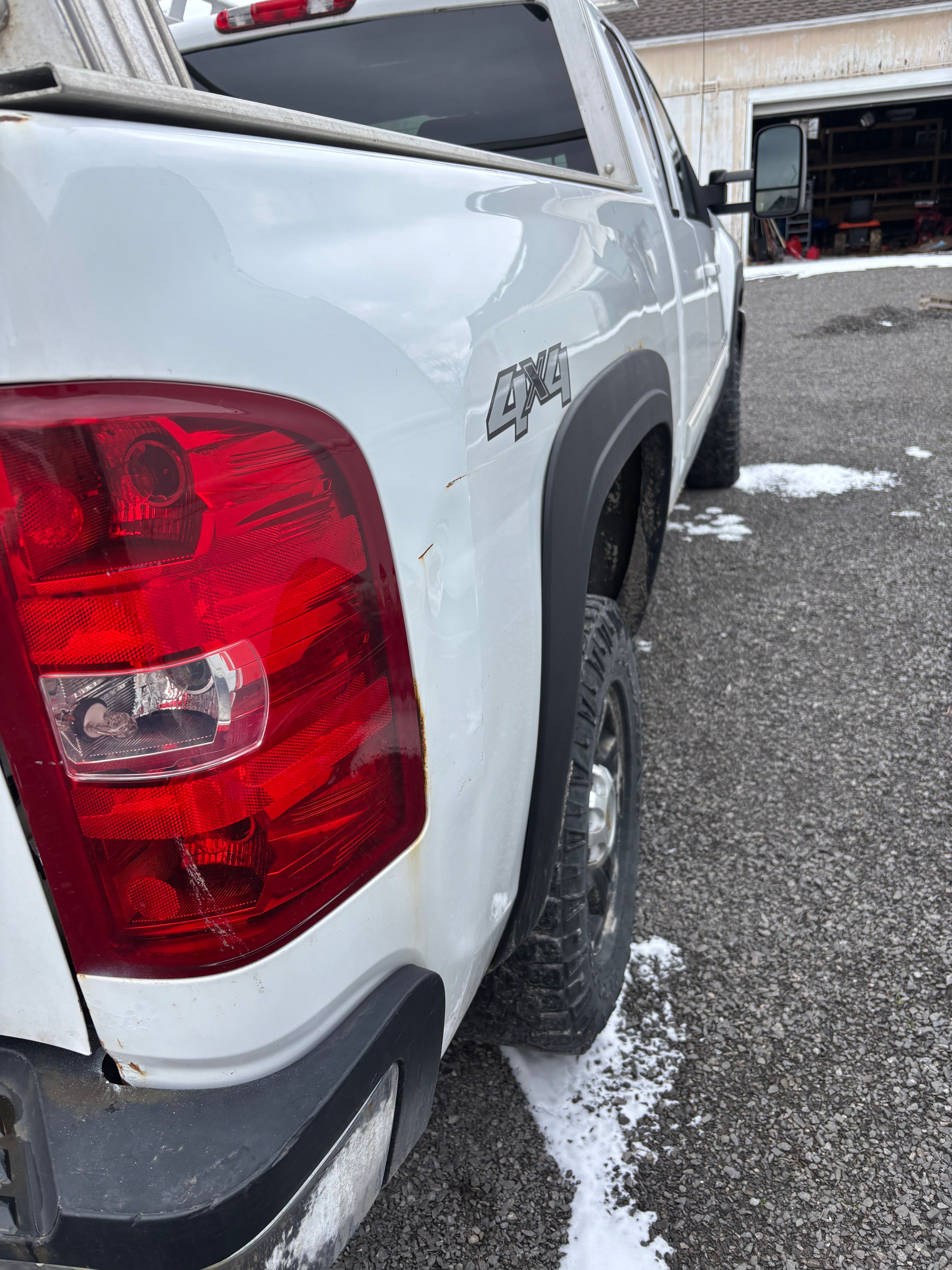 Used 2009 Chevrolet Silverado 2500 LTZ w/ Safety Package AWD/4WD image 8