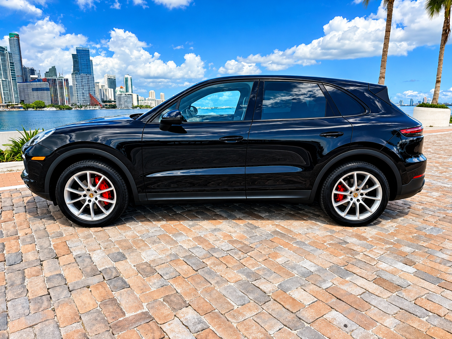 Used 2019 Porsche Cayenne AWD/4WD image 5