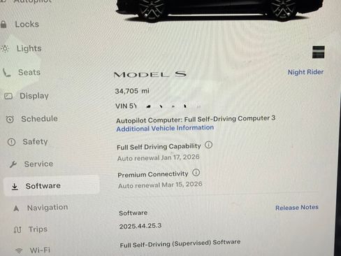 Used 2022 Tesla Model S Standard Range image 2