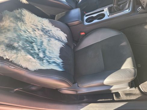 Used 2013 Dodge Challenger SRT8 w/ Harman Kardon Audio Group image 5