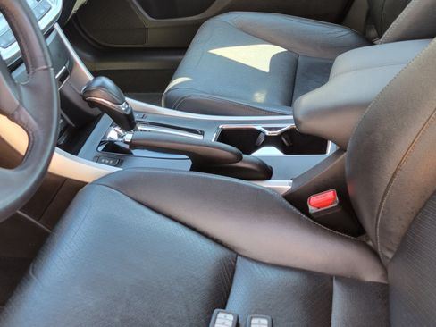 Used 2013 Honda Accord EX-L image 8