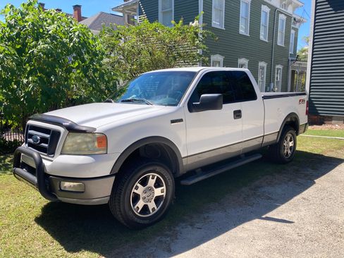 Used 2004 Ford F150 FX4 image 12