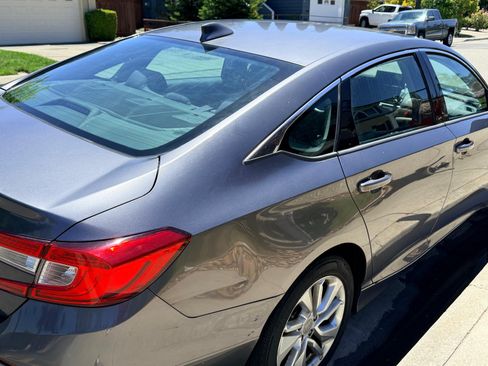 Used 2018 Honda Accord LX image 6