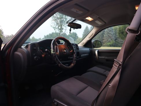 Used 2013 Chevrolet Silverado 1500 LT w/ All-Star Edition AWD/4WD image 6