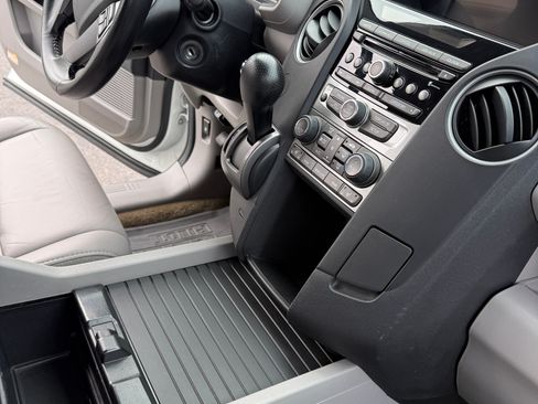 Used 2014 Honda Pilot EX-L image 10