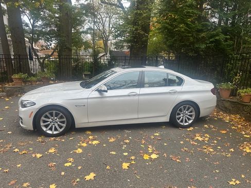 Used 2014 BMW 535i xDrive Sedan image 4