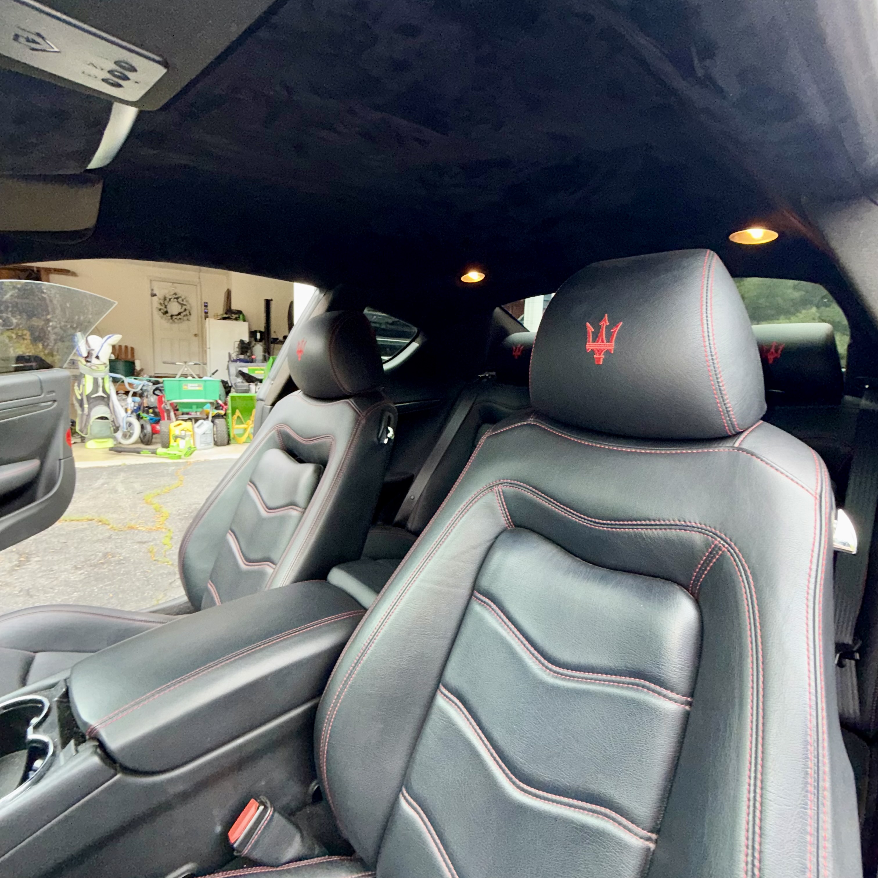 Used 2012 Maserati GranTurismo S RWD image 11