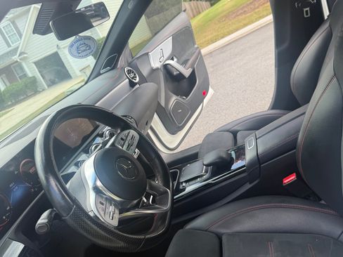 Used 2023 Mercedes-Benz CLA 250 image 9
