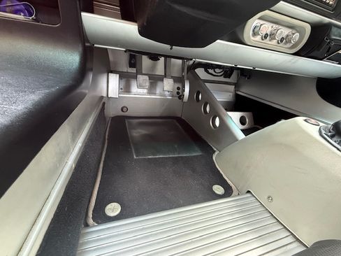 Used 2005 Lotus Elise image 15