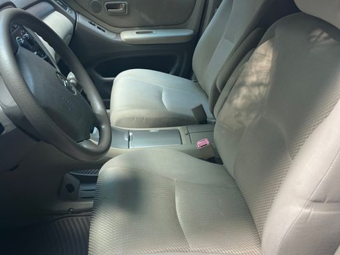 Used 2006 Toyota Highlander 4WD V6 w/ Preferred Pkg image 10
