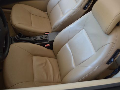 Used 2003 Saab 9-3 SE image 5