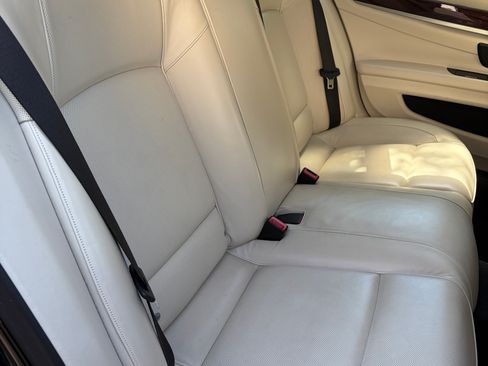 Used 2011 BMW 750i RWD image 22