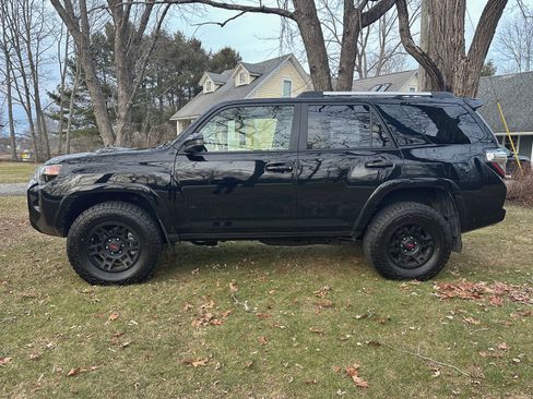 Used 2018 Toyota 4Runner TRD Pro image 9