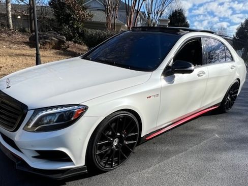 Used 2015 Mercedes-Benz S 550 S 550 4MATIC Sedan 4D image 2