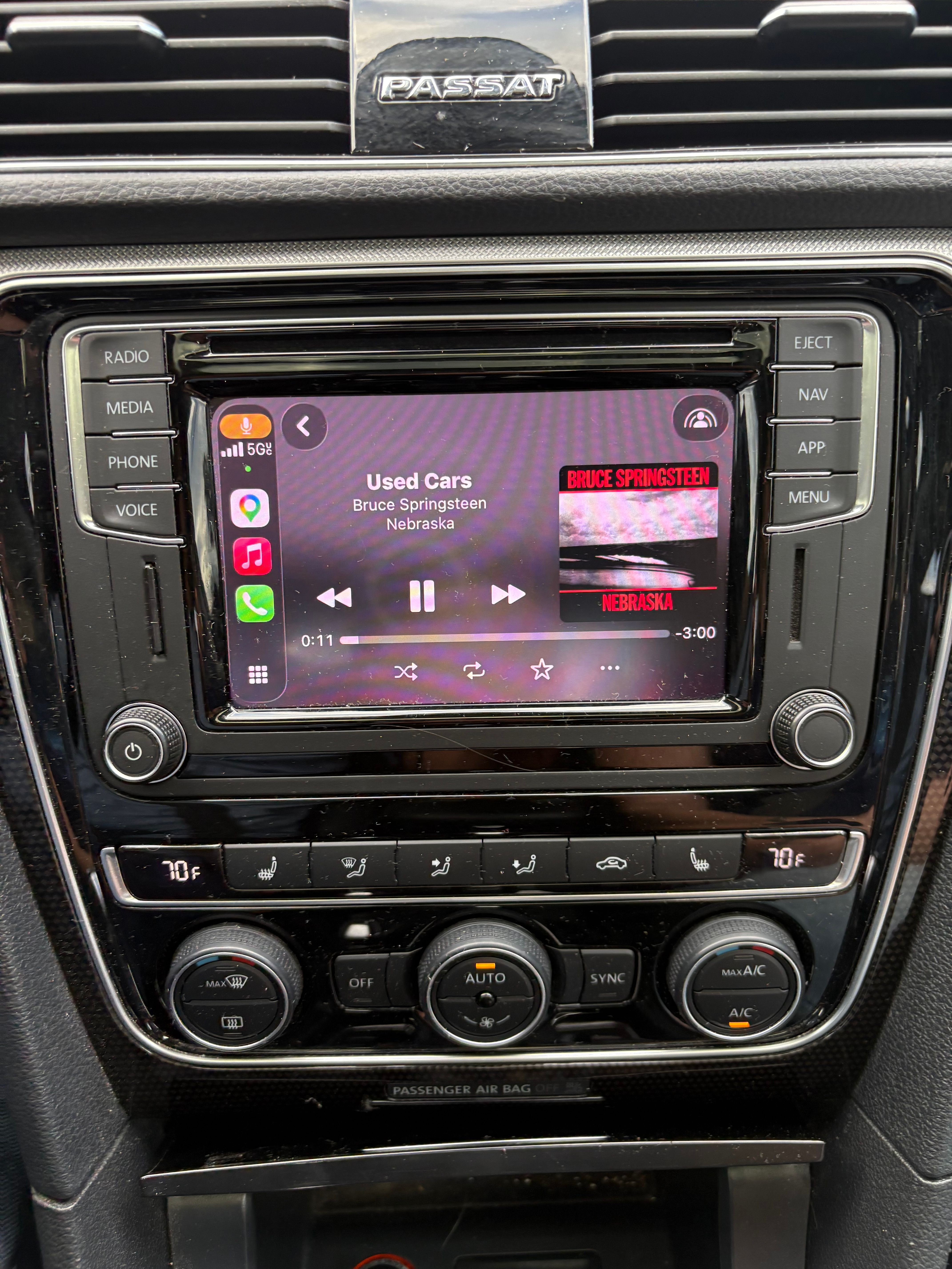 Used 2019 Volkswagen Passat 2.0T SE R-Line FWD image 11