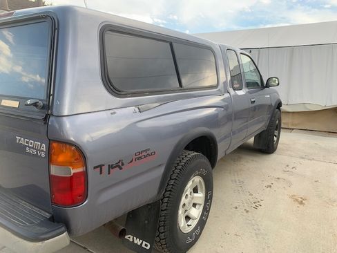 Used 1998 Toyota Tacoma 4x4 Xtracab V6 image 4