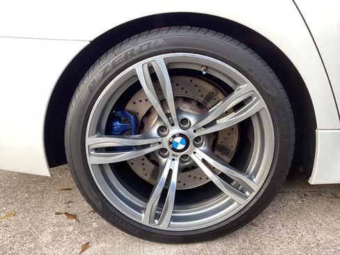 Used 2013 BMW M5 image 21