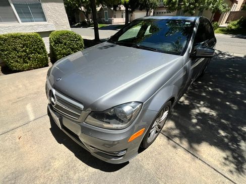 Used 2012 Mercedes-Benz C 250 Sedan image 3