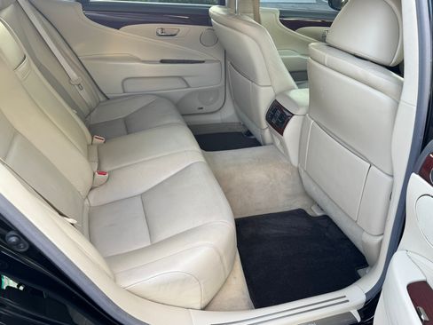 Used 2012 Lexus LS 460 L image 15