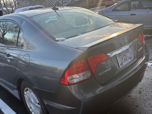 Used 2010 Honda Civic Hybrid Sedan image 8