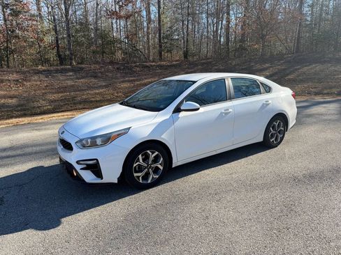 Used 2020 Kia Forte LXS image 1