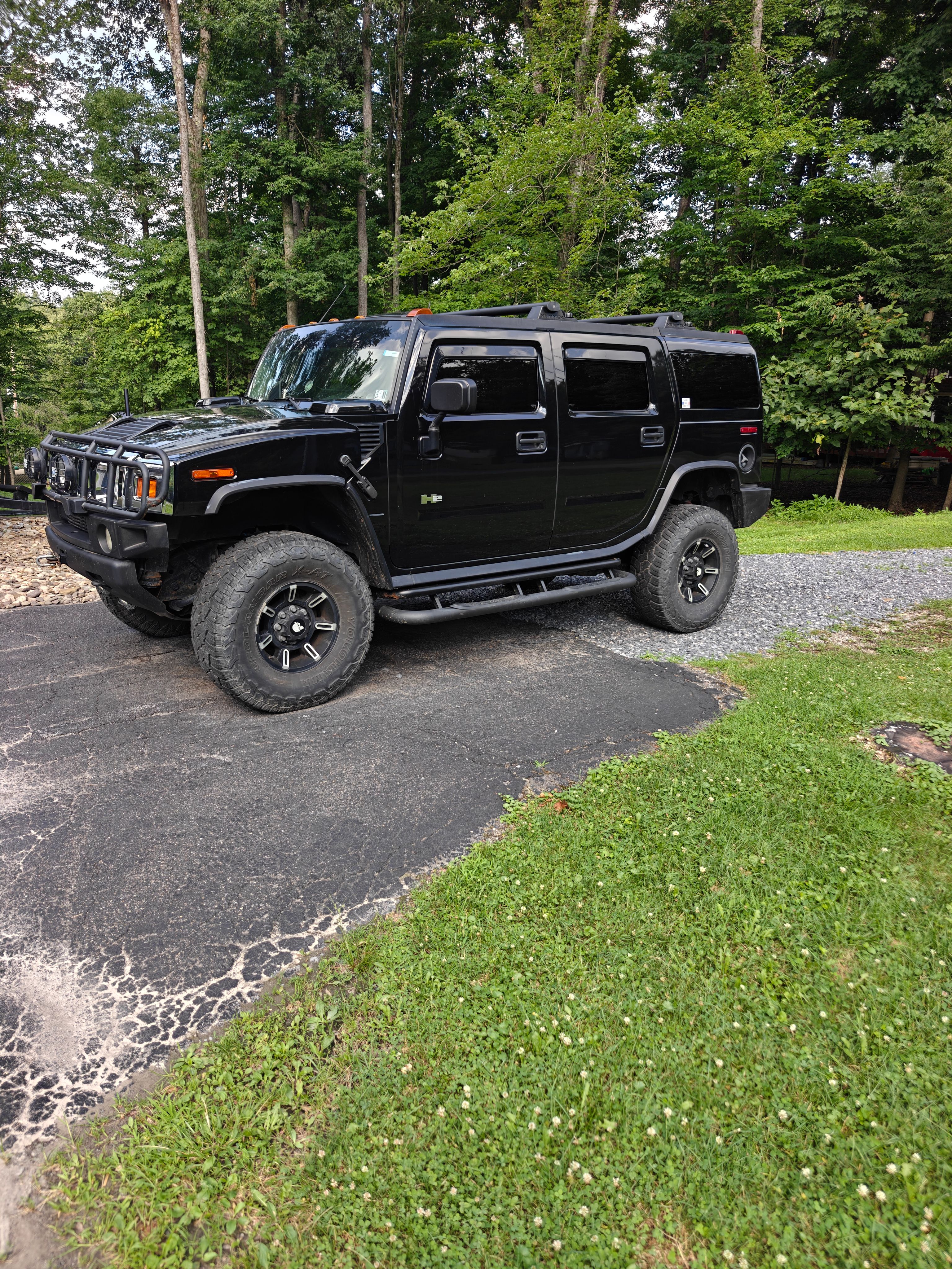 Used 2003 HUMMER H2 w/ Preferred Equipment Group AWD/4WD image 1