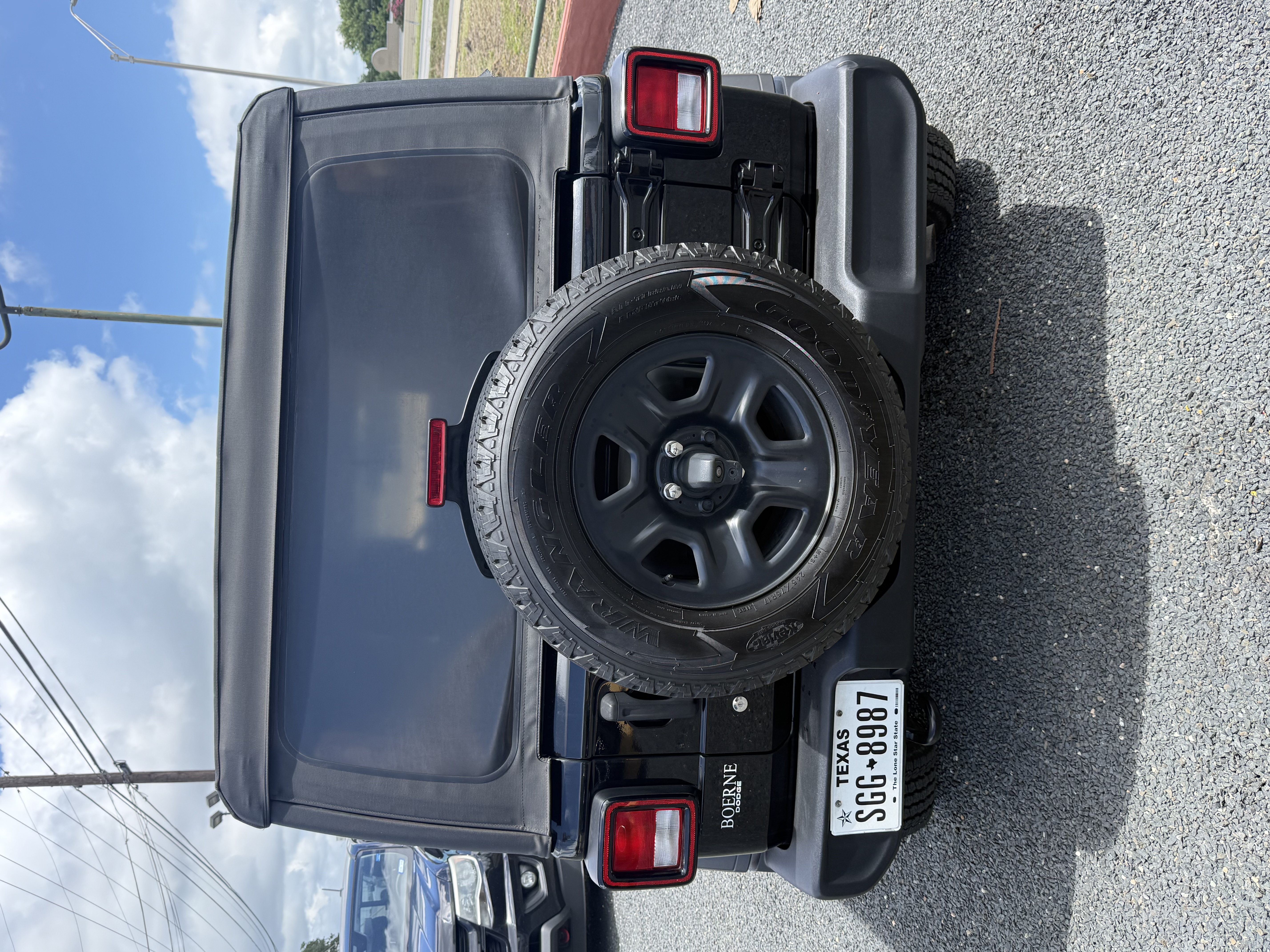 Used 2018 Jeep Wrangler Unlimited Sport AWD/4WD image 8