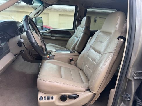 Used 2003 Ford Excursion Limited image 17