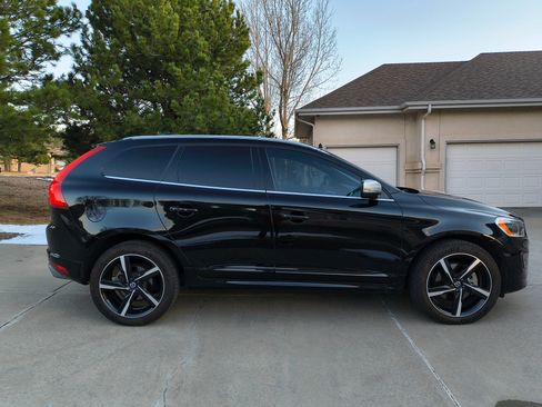 Used 2015 Volvo XC60 T6 R-Design Platinum image 6