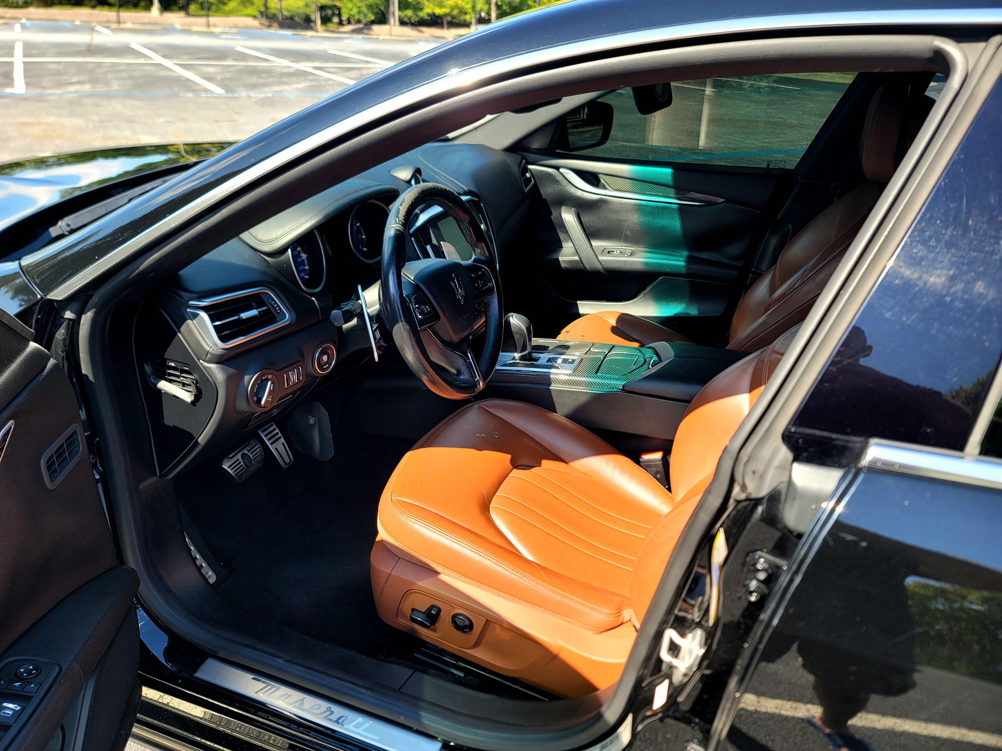 Used 2016 Maserati Ghibli S RWD image 13