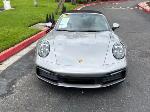Used 2020 Porsche 911 Carrera image 6